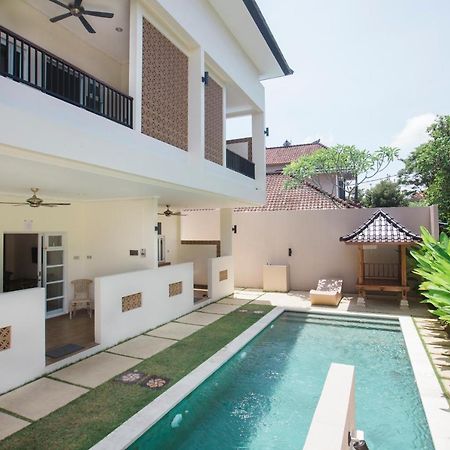 Bed and Breakfast Donguri House Bali Jimbaran Exterior foto