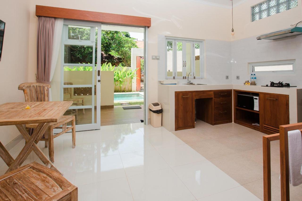 Bed and Breakfast Donguri House Bali Jimbaran Exterior foto