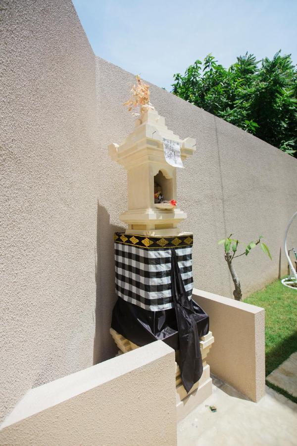 Bed and Breakfast Donguri House Bali Jimbaran Exterior foto